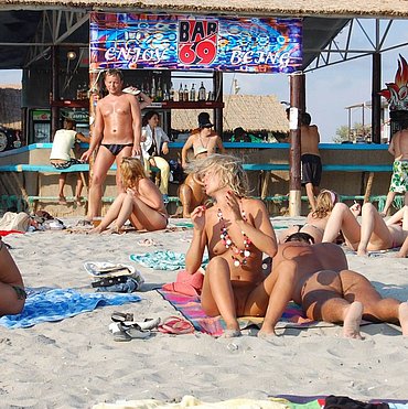 Hot beach brazilian girls