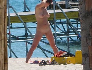 EATING AT THE NUDE BEACH